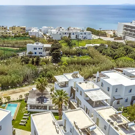 Ninemia Tinos Grand 205 3*
