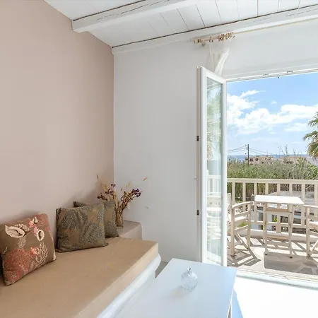 Ninemia Tinos Grand 205 Aparthotel 3*